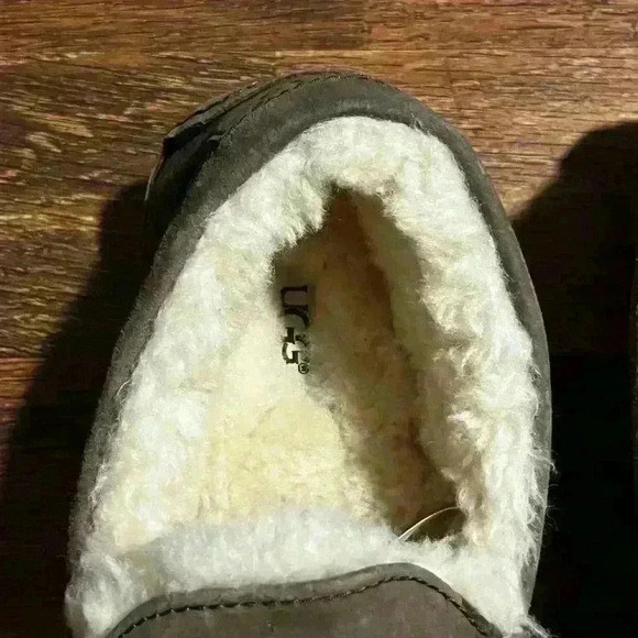 UGG Men’s Ascot Suede Wool Lined Slip On Moccasin Loafers  Taupe Size 11 - Picture 9 of 9